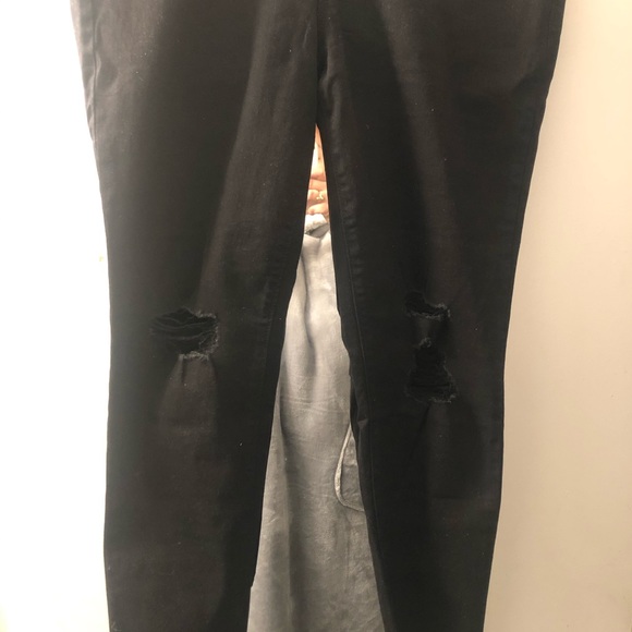 Black jeggings NEW WITH OUT TAGS! - Picture 4 of 4